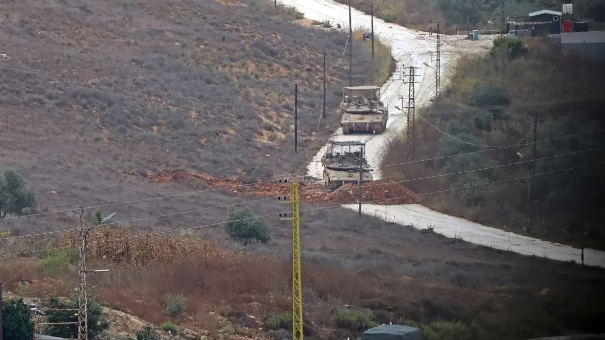 الجيش الإسرائيلي شن 3 غارات جوية في النبطية (أ ف ب) الجيش الإسرائيلي شن 3 غارات جوية في النبطية (أ ف ب)