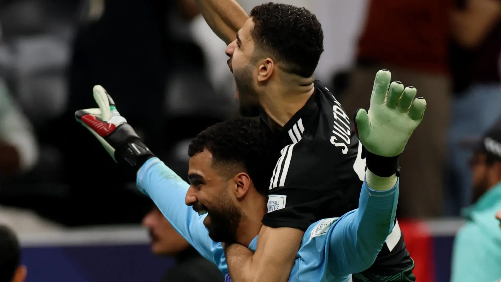 الإمارات تبدأ مشوارها في خليجي 27 اليوم (رويترز) الإمارات تبدأ مشوارها في خليجي 27 اليوم (رويترز)