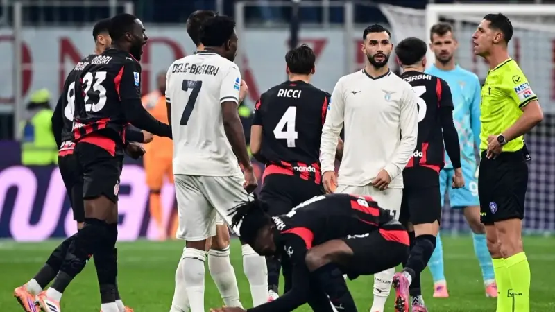 كأس إيطاليا - لاتسيو يقصي ميلان مبكرا.. وبولونيا يستهل حملة الدفاع عن اللقب بنجاح
