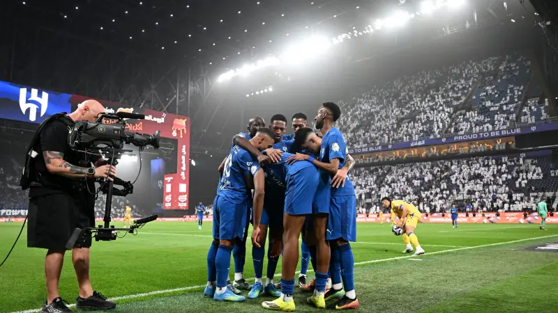 معلق مباراة الهلال والخلود اليوم.. صوت بارز يرافق القمة