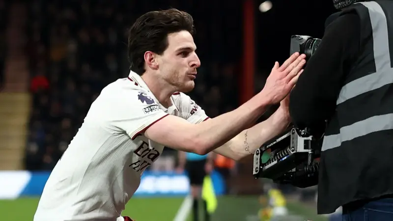 ترتيب الدوري الإنجليزي.. أرسنال يطير بفارق النقاط مع مانشستر سيتي