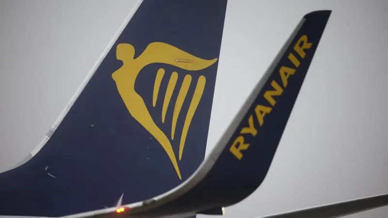 خلاف حول خدمة "ستارلينك" يشعل جدلا بين ماسك و"ريان إير"