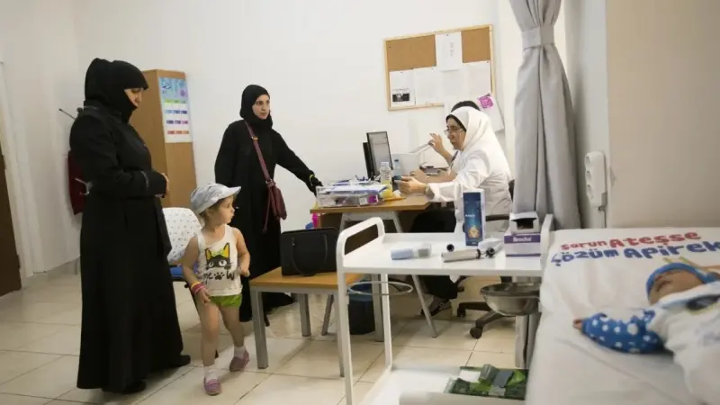 تركيا توقف العلاج الصحي المجاني للسوريين