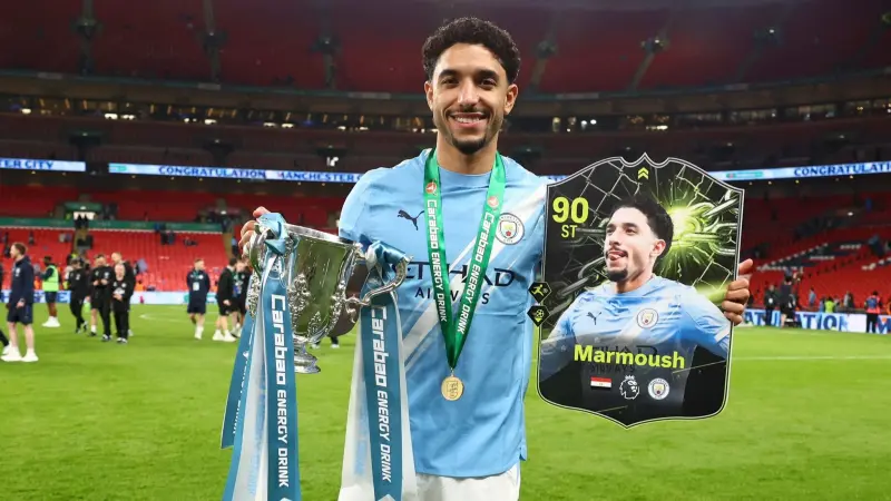 فيديو - كيف احتفل عمر مرموش بأول لقب في مسيرته الاحترافية مع مانشستر سيتي؟