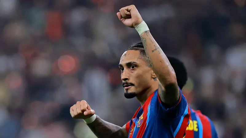 رافينيا يكسر صمته بعد سباق الكرة الذهبية وهذا موقفه من الترتيب