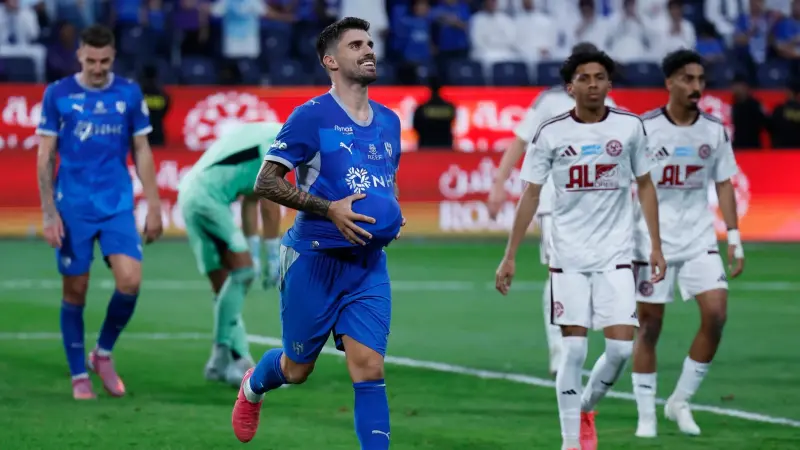القنوات الناقلة لمباراة الهلال ضد التعاون اليوم في الدوري السعودي مع الموعد