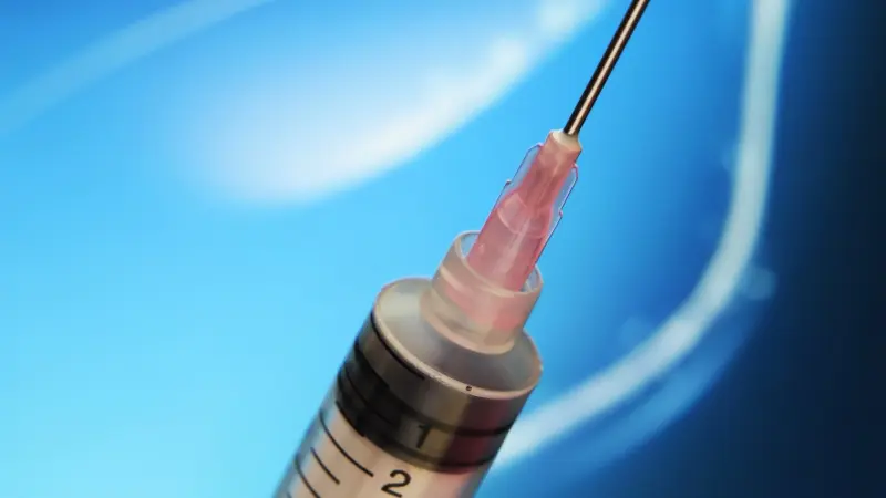 ضحية جديدة لـ"حقنة هتلر" في مصر.. وتحذيرات من مخاطرها