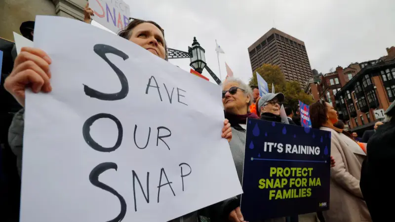 أميركا.. الإغلاق الحكومي يضرب المساعدات الغذائية للأسر الفقيرة