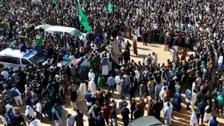 related_news_inside_blogsفيديو - جنازة سيف الإسلام القذافي تجمع آلاف الليبيين