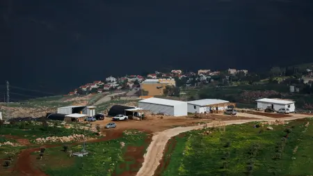 صور - تحت حماية الجيش.. كيف يعزز شقيقان إسرائيليان عمليات الاستيطان في الضفة؟