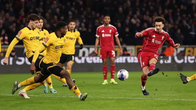 أمسية هادئة.. جدول مواعيد مباريات اليوم الاثنين 16/03/2026 والقنوات الناقلة والمعلقين