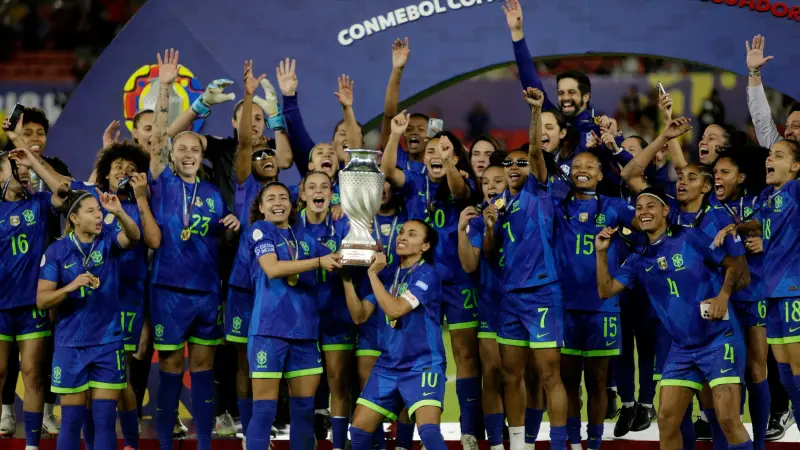 البرازيل تحقق لقب كوبا أميركا للسيدات بعد نهائي تاريخي ضد كولومبيا