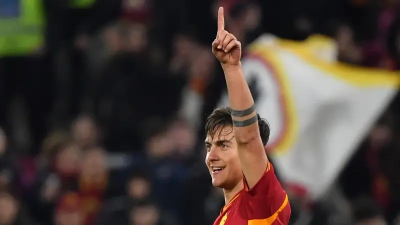 فيديو - ديبالا يحقق رقما استثنائيا في انتصار مثير لروما على تورينو