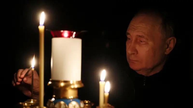 "وول ستريت جورنال": بوتين لم يأمر بمقتل نافالني