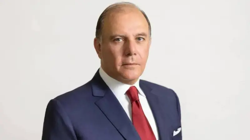 حاكم مصرف لبنان يدافع عن قانون استرداد الودائع ويؤكد عدالة توزيع الخسائر