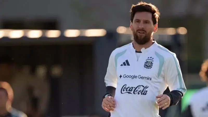 ميسي يظهر للمرة الأخيرة مع منتخب الأرجنتين (رويترز) ميسي يظهر للمرة الأخيرة مع منتخب الأرجنتين (رويترز)