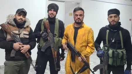 related_news_inside_blogsصور وفيديو - بين سجون الأسد وآلام الضحايا.. صنّاع "القيصر" يردون على الانتقادات