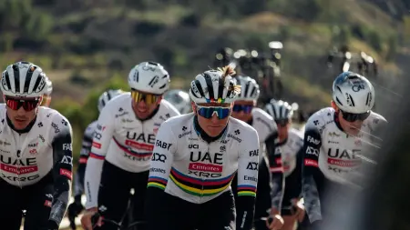 related_news_inside_blogsفريق الإمارات إكس آر جي يسجل حضورا قويا في انطلاقة طواف روماندي