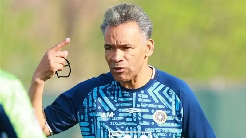 مساعد مورينيو السابق.. الشارقة الإماراتي يعلن خوسيه مورايس مدربا جديدا