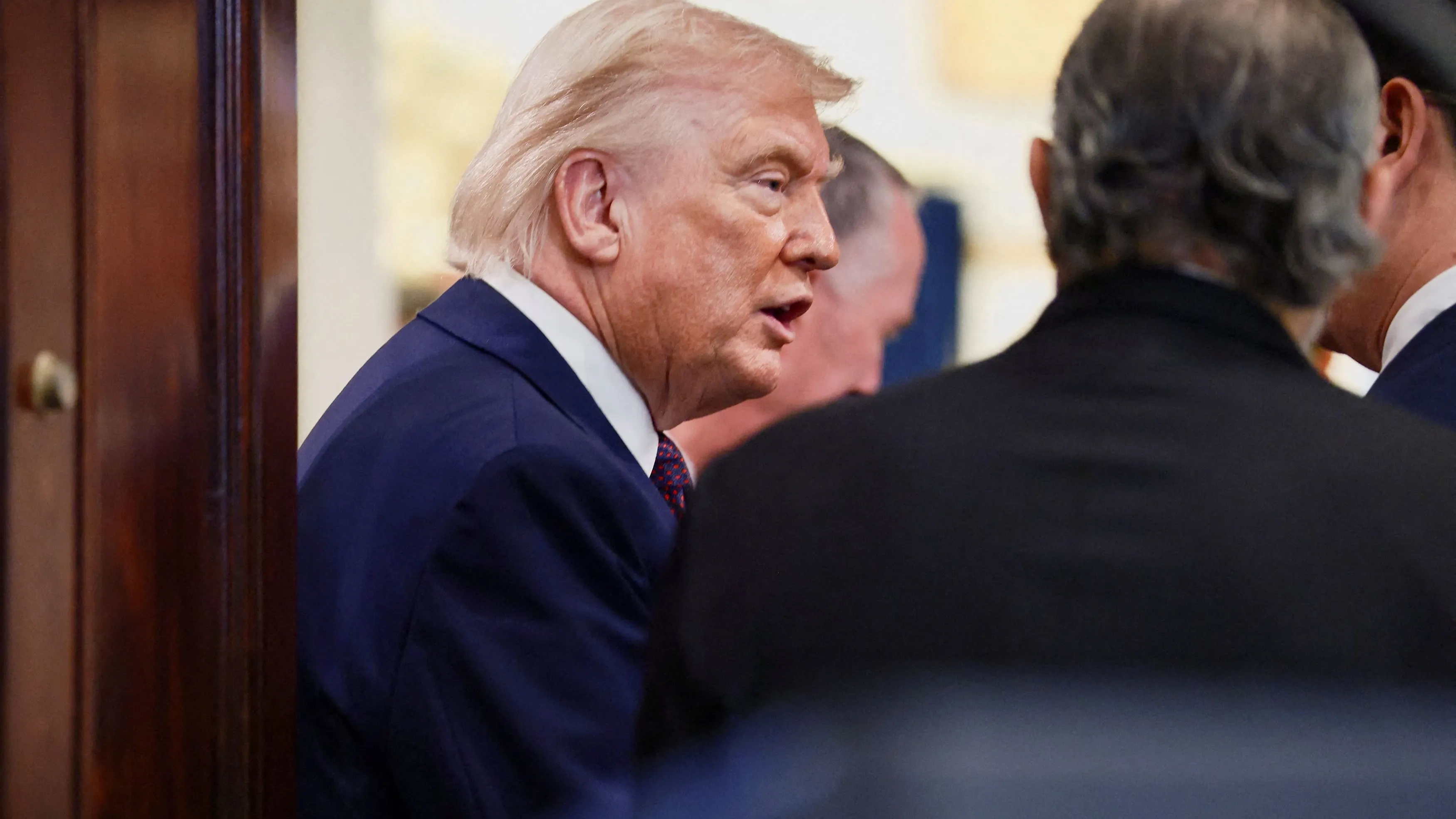 تحرك جديد من ترامب لضم غرينلاند.. والدنمارك تستدعي سفير أميركا 