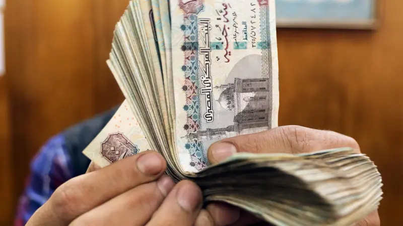 زيادة المرتبات والمعاشات تشغل بال المصريين.. وجدول الحد الأدنى للأجور 2025 يتصدر البحث