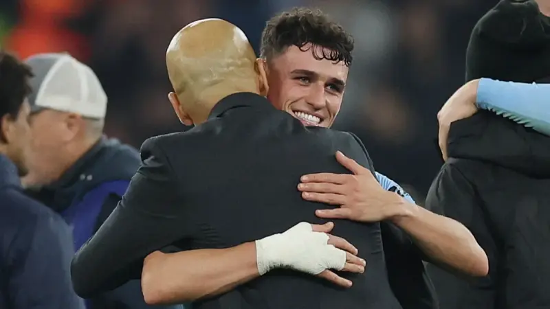 غوارديولا يمتدح فودين بعد ثنائيته في دورتموند ويترقب موقعة ليفربول