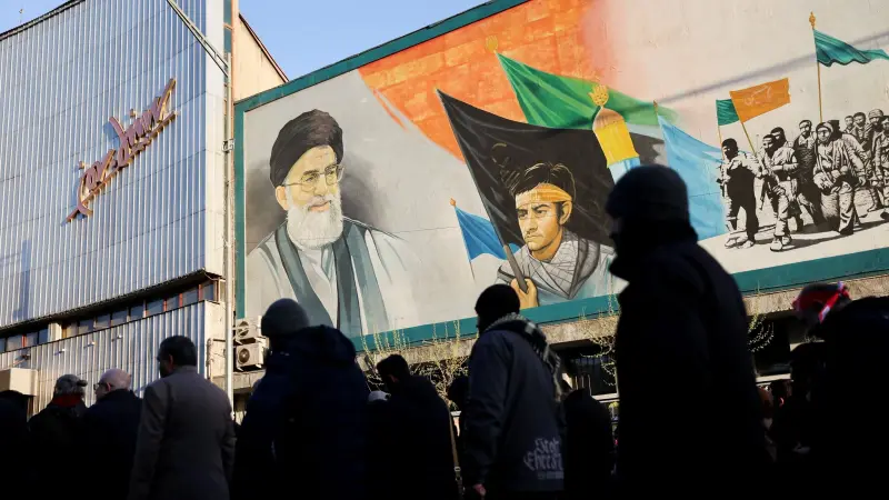 بعد اغتيال خامنئي.. من يدير إيران الآن؟