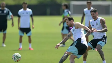 القنوات الناقلة لمباراة الأرجنتين ضد النمسا اليوم في كأس العالم 2026 مع الموعد