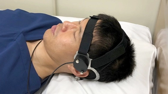 علاج صوتي غير جراحي قد يحدث تغييرا لدى مرضى الزهايمر 