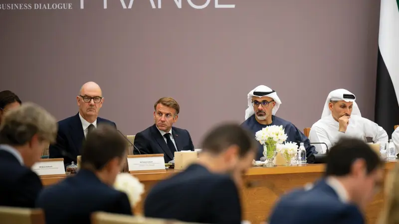 الإمارات وفرنسا تعزّزان شراكتهما الإستراتيجية في الطاقة والذكاء الاصطناعي