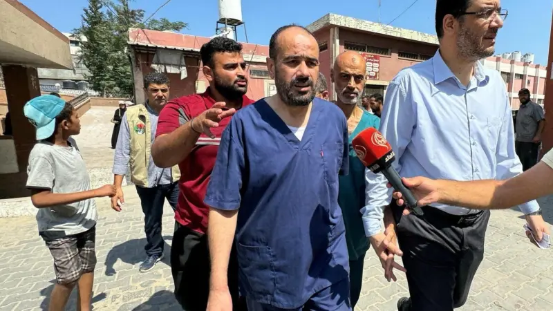 أُفرج عنه بعد 7 أشهر.. من هو محمد أبو سلمية مدير مجمع الشفاء؟