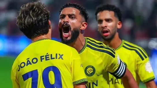 ماني يقود النصر لريمونتادا مثيرة أمام الاتفاق بعد طرد بينتو