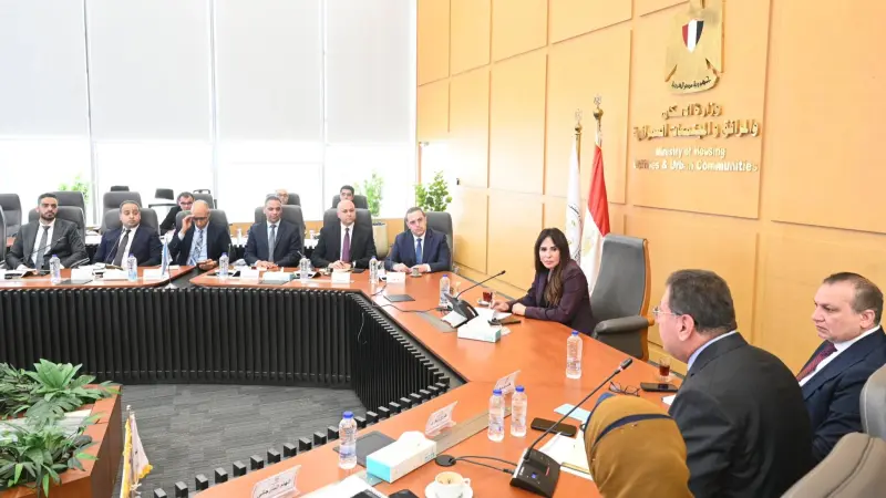 من هي راندة المنشاوي وزيرة الإسكان في مصر؟