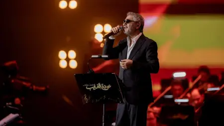 صور - "عودة الغايب".. فضل شاكر يعود إلى المسرح بعد 14 عامًا
