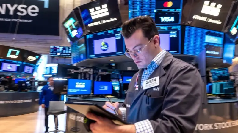 الأسهم الأوروبية تتفاعل مع حرب إيران وتخسر 1.8%