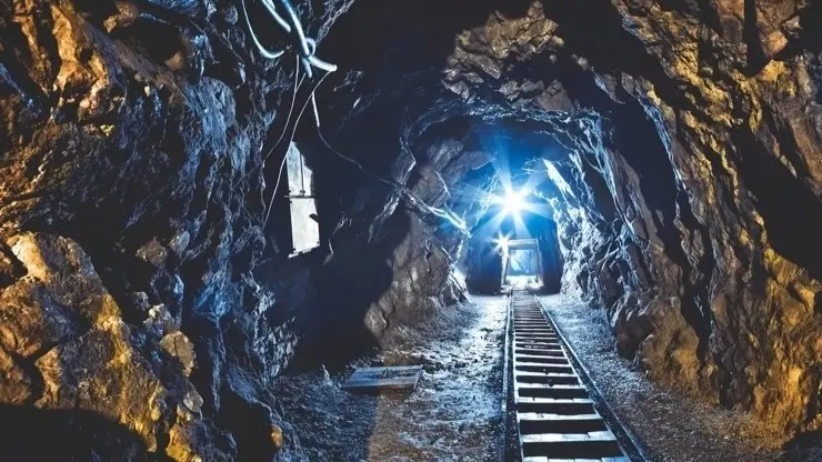 بينهم 70 طفلا.. انهيار أرضي يودي بحياة المئات في الكونغو الديمقراطية