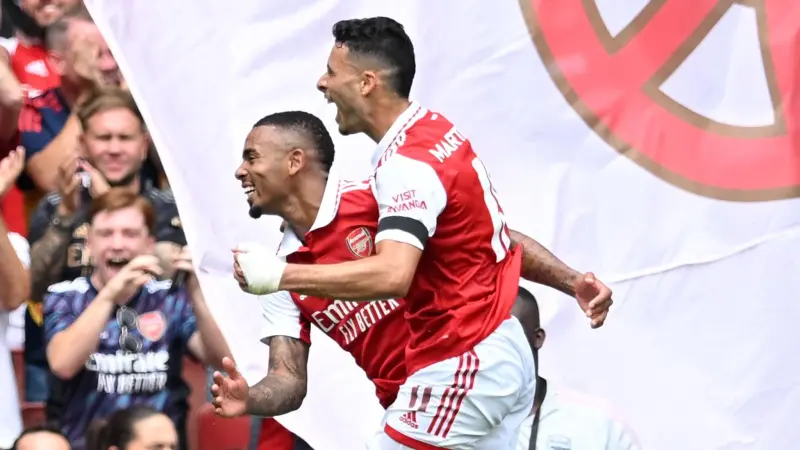 موعد مباراة آرسنال وإشبيلية في دوري أبطال أوروبا .. القنوات الناقلة وتشكيلة الفرق