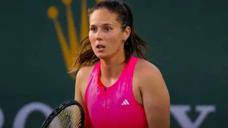 related_news_inside_blogsكاساتكينا تذرف الدموع في ظهورها الأول بألوان أستراليا