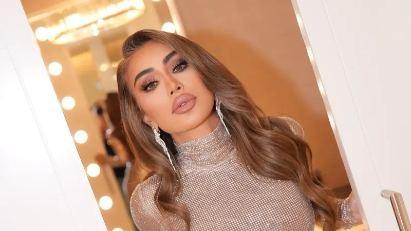 فيديو - استجابة سريعة.. مايا دياب تلبي أمنية مريض وتمنحه الأمل