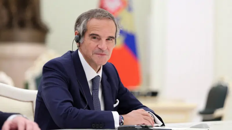 زيلينسكي وغروسي يحذران من تهديدات خطيرة للأمن النووي العالمي