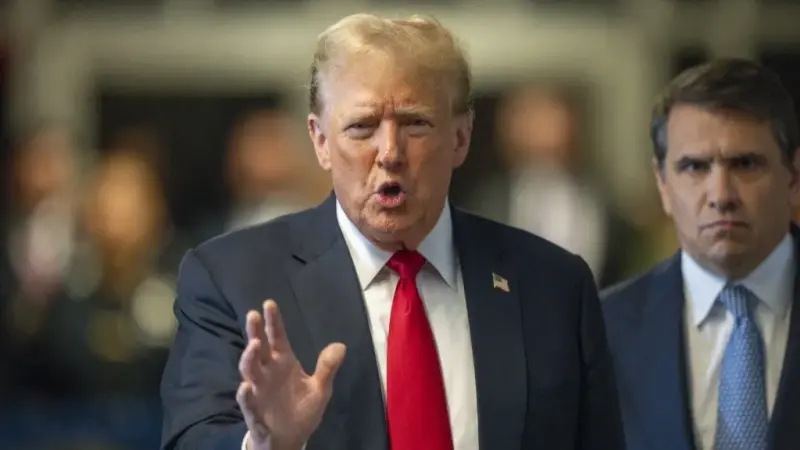 فيديو - "المهرّج".. هجوم مُفاجئ من دي نيرو على ترامب