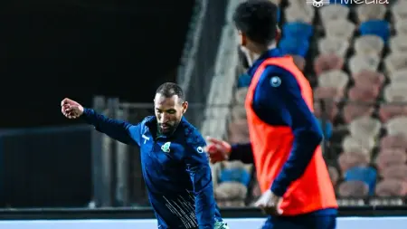 تشكيلة الجيش الملكي اليوم أمام الأهلي.. صفوف مكتملة