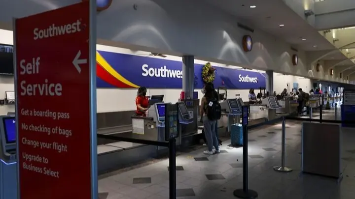 لدواعٍ أمنية خاصة.. تعليق الرحلات في مطار أميركي