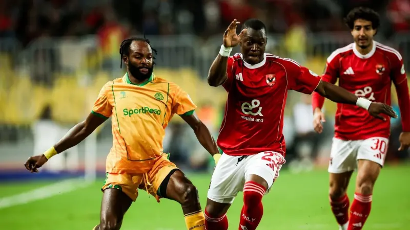 سبب فشل انتقال أليو ديانغ إلى فالنسيا.. هل يتحمل الأهلي ذنب ضياع حلم الليغا؟