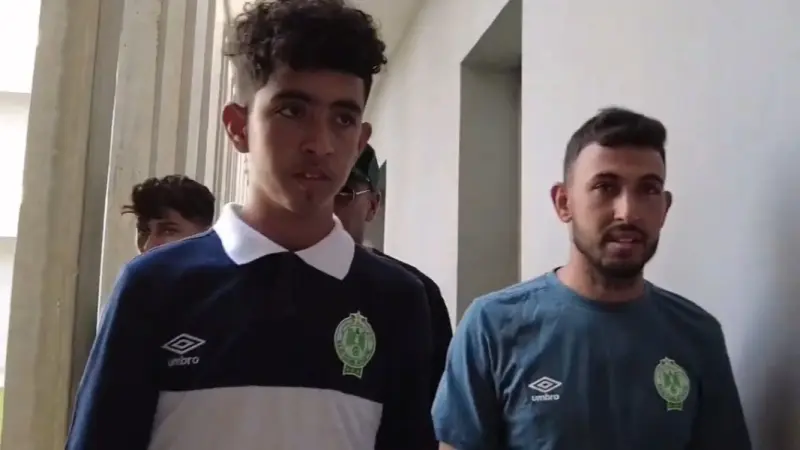 الرجاء يُحقق حلم الطفل ياسين بعد فقدانه أسرته في زلزال المغرب