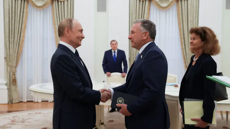 مبعوثا ترامب يصلان موسكو غدا للقاء بوتين