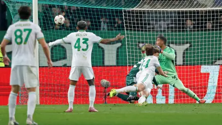 related_news_inside_blogsتعرف على ترتيب الدوري الأوروبي والأندية المتأهلة إلى الملحق ودور الـ16