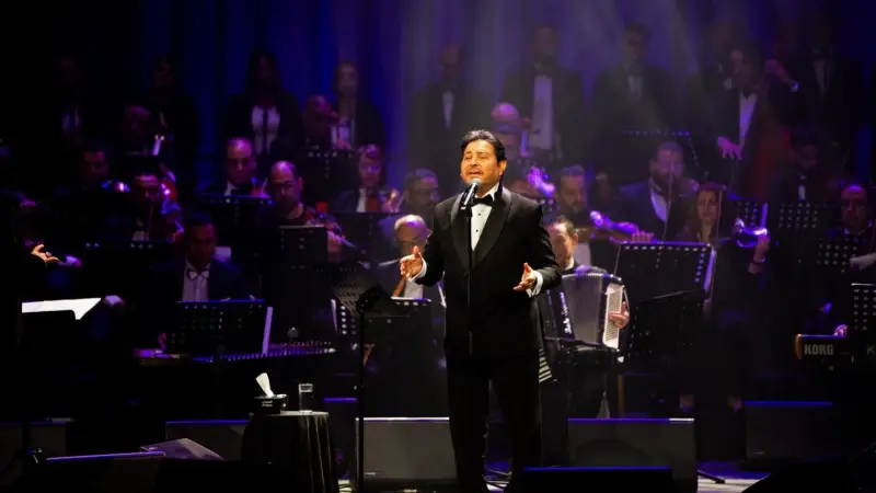 الحالة الصحية للفنان هاني شاكر.. تطورات مطمئنة وعودة مرتقبة للنشاط الفني