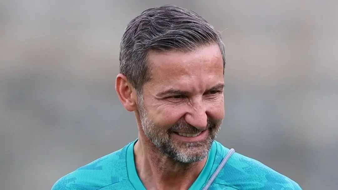 الألماني جوزيف زينباور يقود نادي الهلال السوداني (إكس) الألماني جوزيف زينباور يقود نادي الهلال السوداني (إكس)