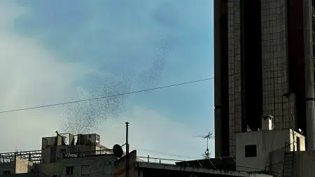 related_news_inside_blogsفيديو - طائرات إسرائيلية تلقي مناشير فوق بيروت.. ماذا فيها؟